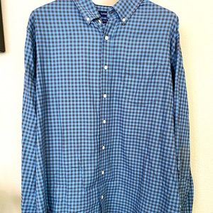 Men’s long sleeve button down shirt